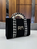 MINI B/W CANAVS TOTE